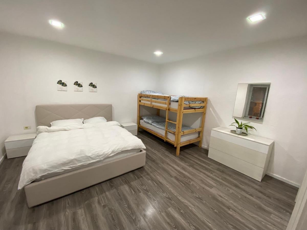 Maison Bellevue - 2 Bdrm Villa In Borsh Beach ภายนอก รูปภาพ